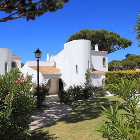Villa Sleeps 6 Pool Air Con T480136 *